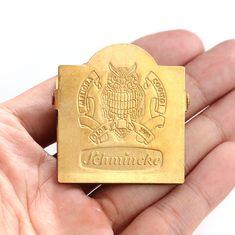 TN brass clip